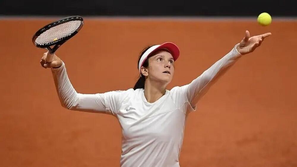 Kazakhstani Anna Danilina advances at Hungarian Grand Prix