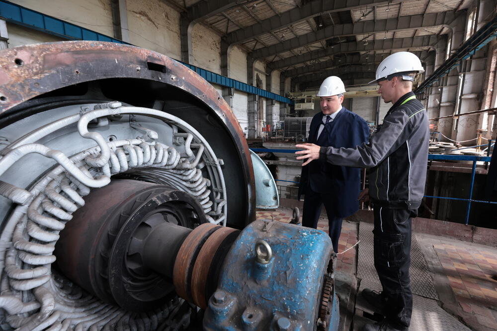 Olzhas Bektenov checks fulfillment of President's instructions on energy and social infrastructure modernization in Ridder