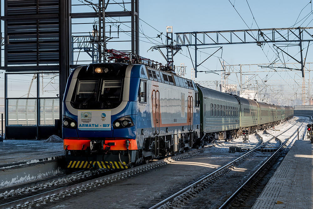 В Казахстане более 600 подъездных железнодорожных путей передали в госсобственность
