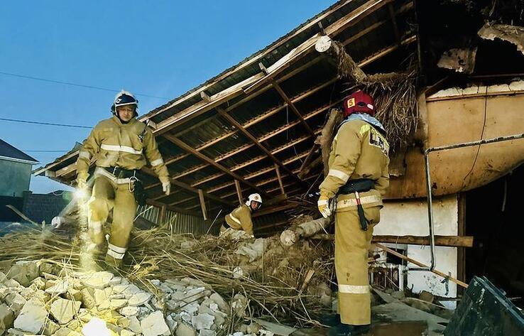 Четыре подростка попали в реанимацию из-за взрыва газа в Кызылорде