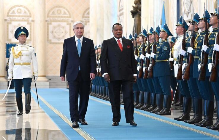 Kassym-Jomart Tokayev greets Congolese President in Akorda