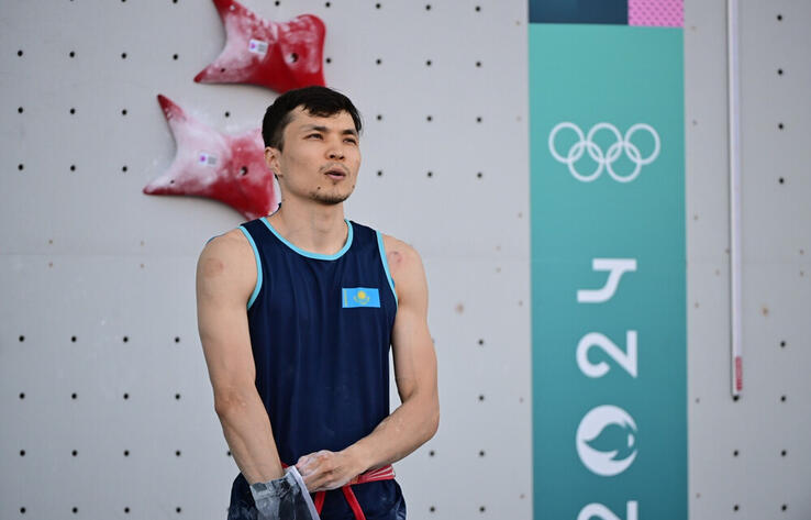 Kazakhstani Amir Maimuratov beats Olympic record in men’s speed climbing at Paris 2024 Olympics