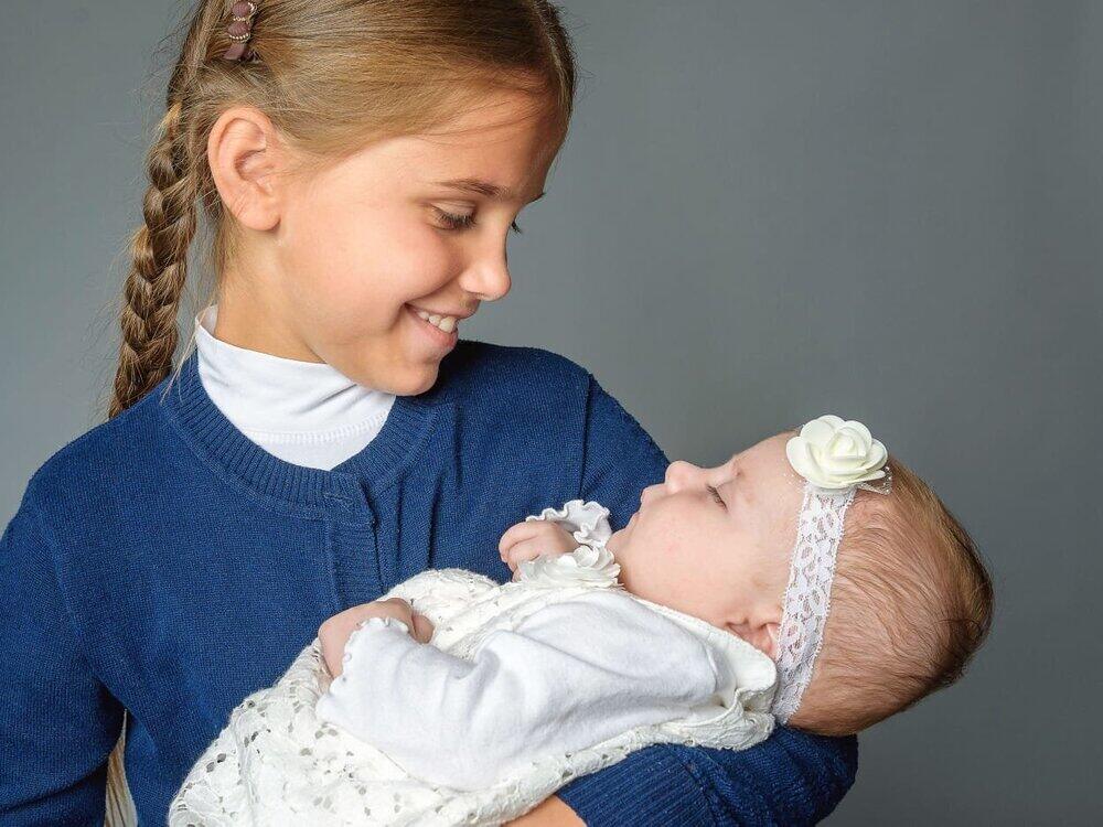 Largest family in Kazakhstan has had its 19th child. Images | 7152.kz