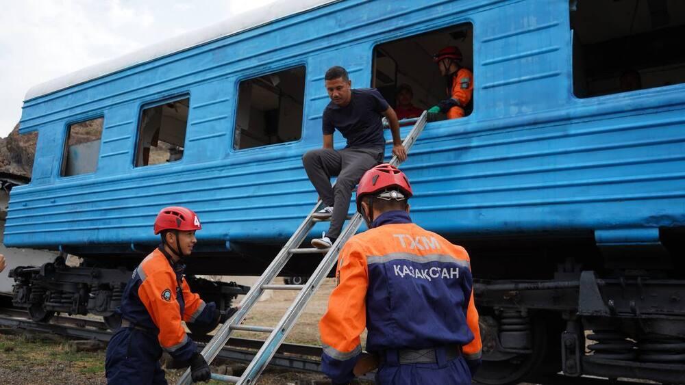 В Казахстане проведено совместное тактико-специальное учение "Скала-2024". Фото: МЧС РК