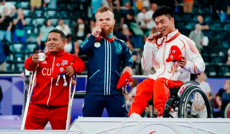 Kazakh powerlifter wins gold at Summer Paralympic Games 2024