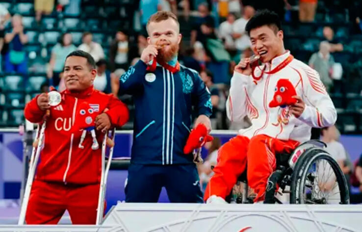 Kazakh powerlifter wins gold at Summer Paralympic Games 2024