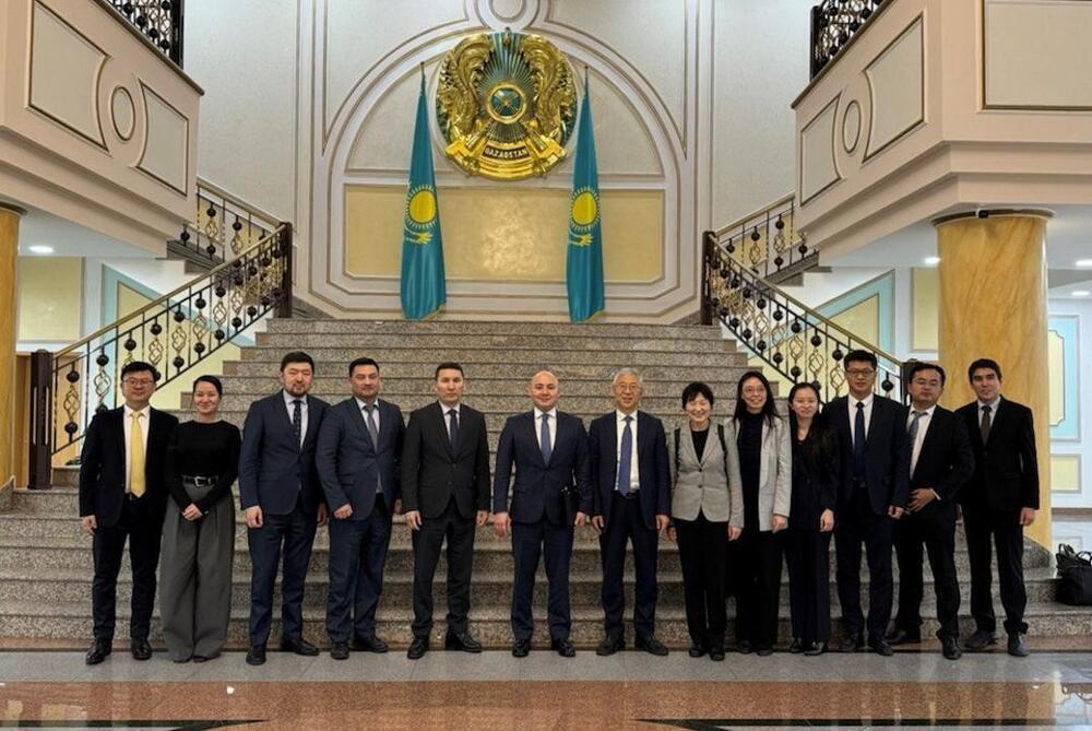 Сooperation between Kazakhstan and China in Industrialization and Investments Discussed in Astana