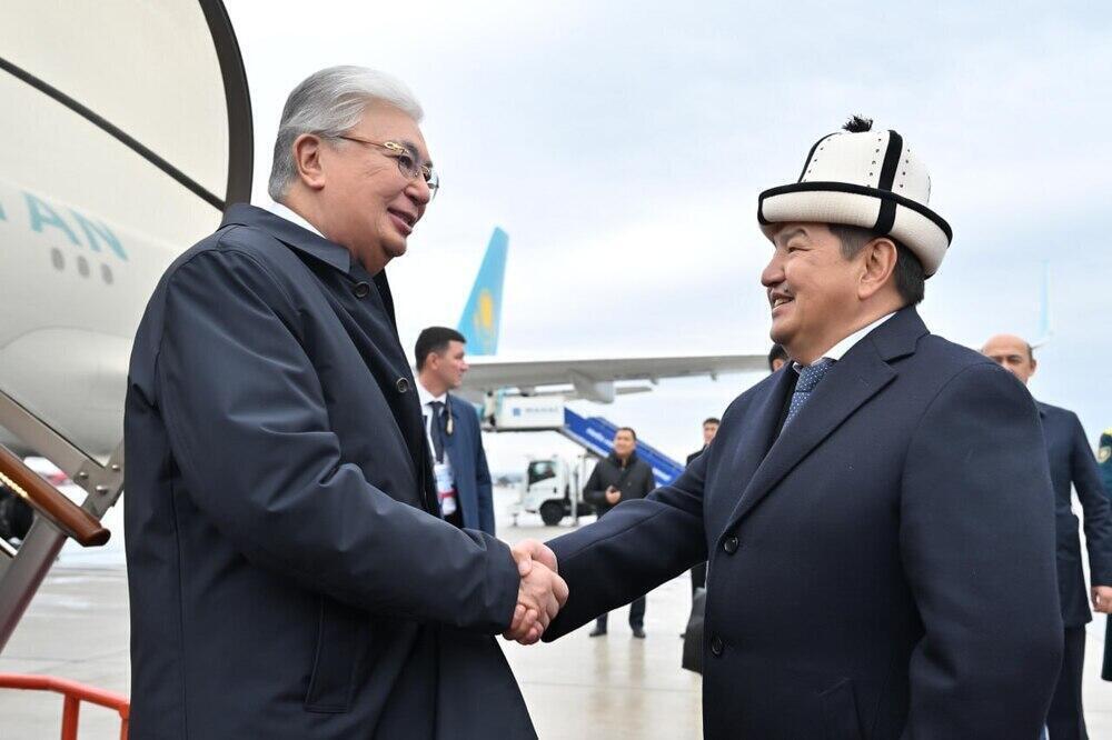 President Tokayev arrives in Bishkek for OTS Summit