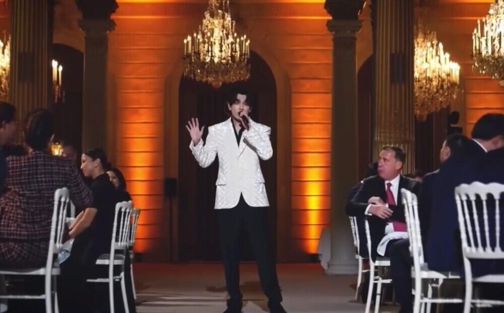 Dimash Qudaibergen Performs at the Élysée Palace 