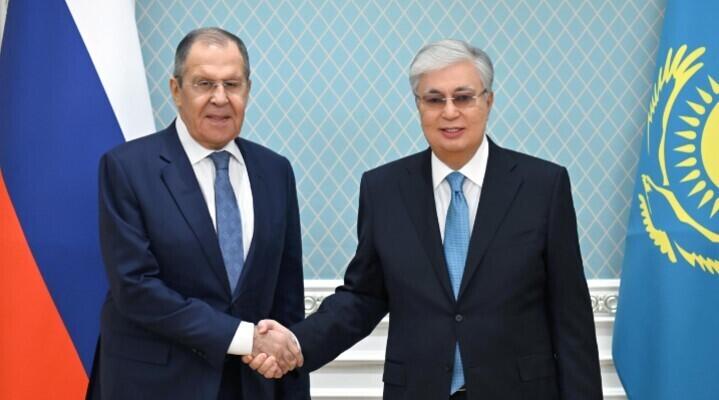 Tokayev meets Russian FM Sergey Lavrov