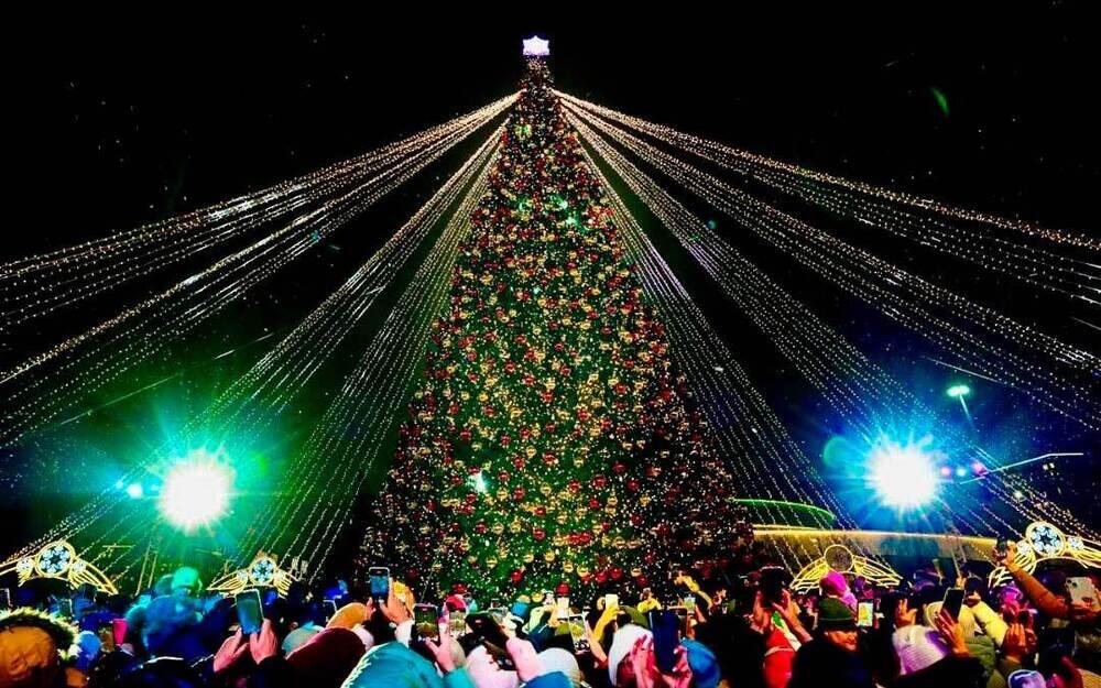 Kazakhstan’s Main New Year Trees Lights Up. Images | Akimat of Astana