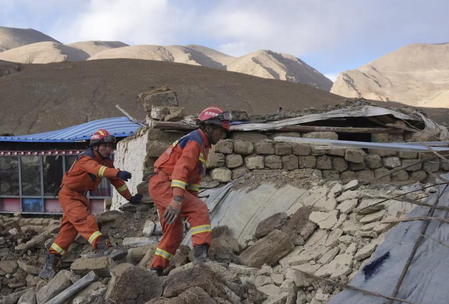 China's Xizang quake kills 126, all-out rescue effort underway