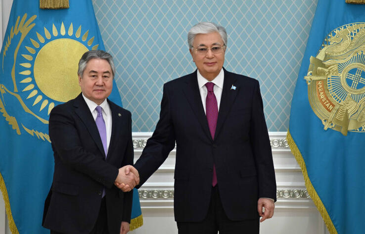 Tokayev meets with Kyrgyz FM Jeenbek Kulubaev