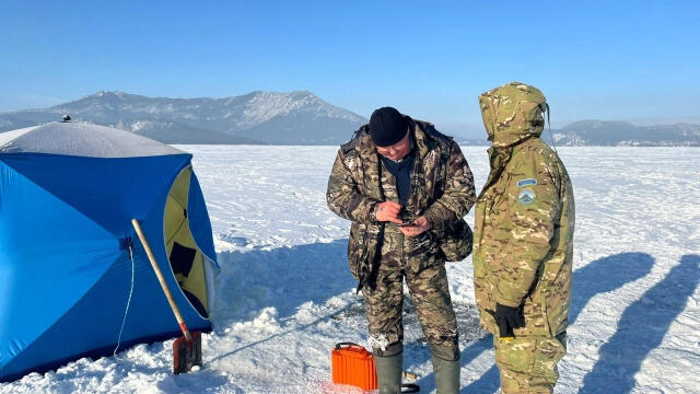 Дирекция нацпарка "Бурабай" обратилась к любителям кататься по льду озер на квадроциклах