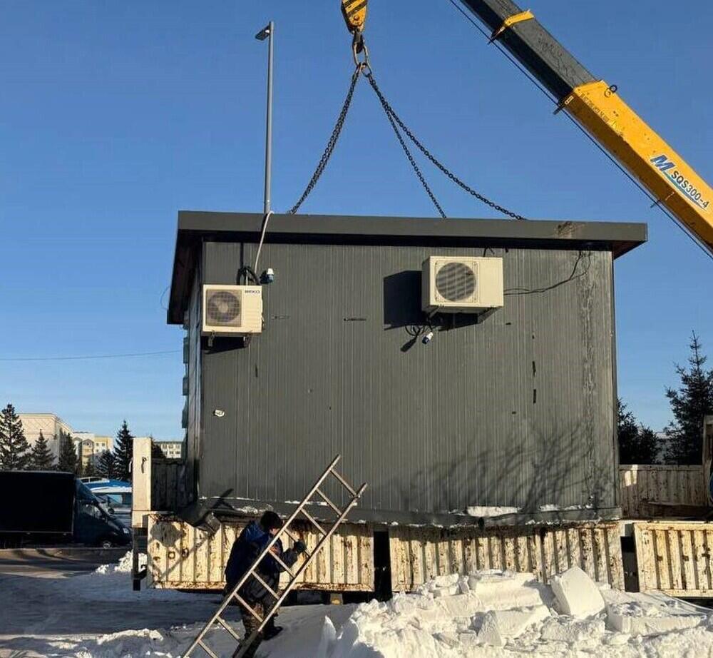 В Астане демонтируют незаконные торговые павильоны
