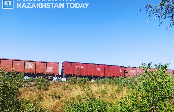 Kazakhstan, China to increase railroad freight volume