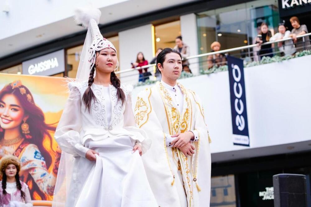 Kazakhstan Hosts Fashion Shows of National Clothes. Images | gov.kz