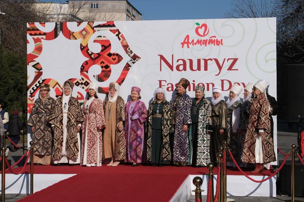 Kazakhstan Hosts Fashion Shows of National Clothes. Images | gov.kz